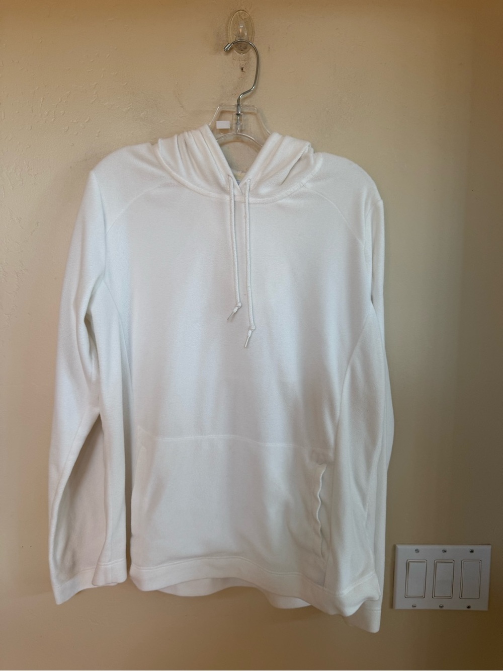 White fleece Columbia Jacket XL